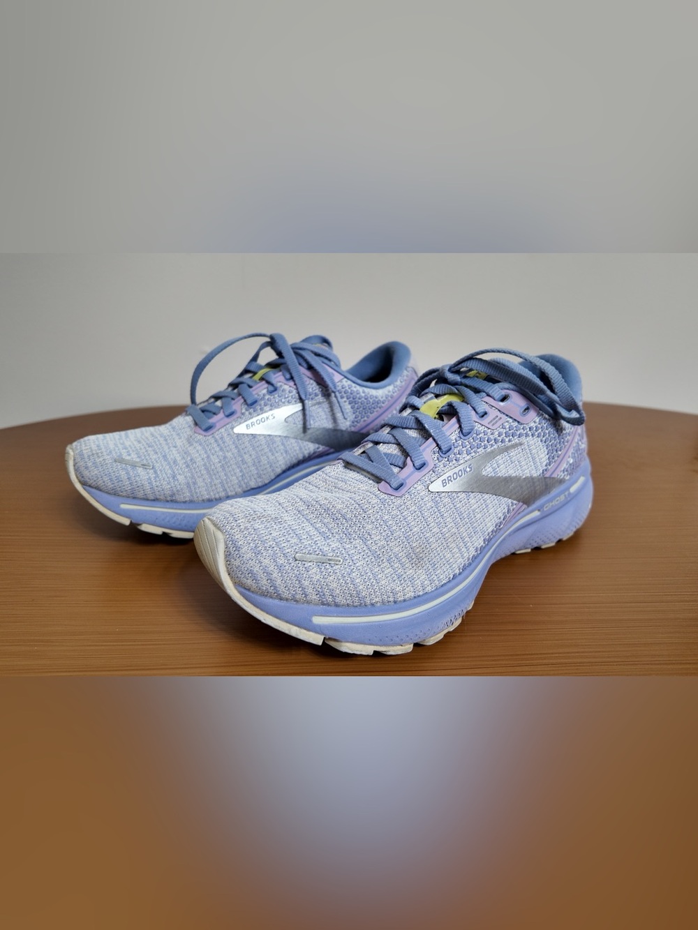 Brooks Ghost 14 Womens 8 B Lilac Purple Running Shoes 1203561B566 No Insoles